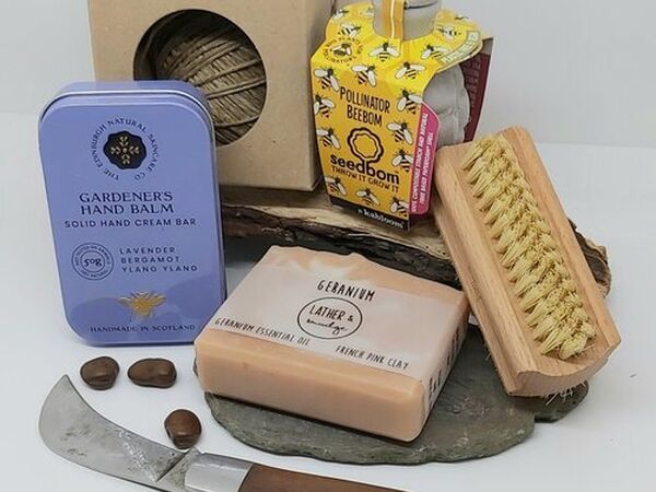Lil Gardeners box 2